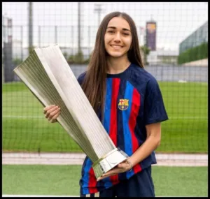 Ona Baradad in bercelona jersey