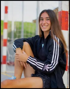 Júlia Bartel Holgado
