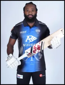 Aaron Jones with t20 bat