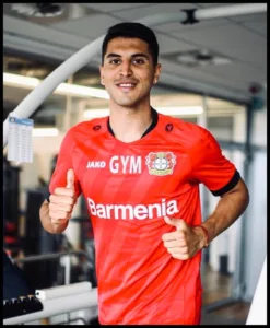 Exequiel Palacios Bayer 04