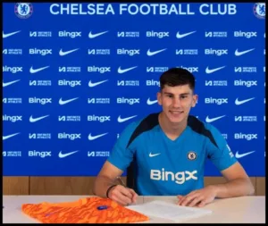 Mike Penders Chelsea