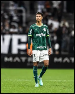 Footballer Vitor Reis