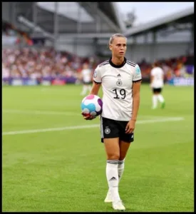 Klara Bühl German