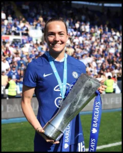Magdalena Eriksson with a trophy