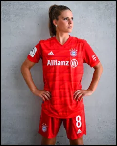 Melanie Leupolz Bayern Munich