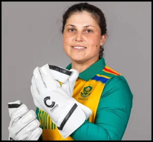 Mieke de Ridder Wicket-keeper