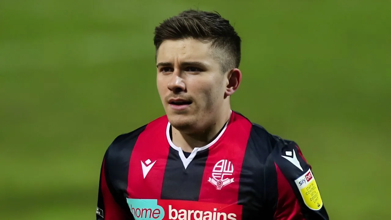 Declan John Joins St Mirren