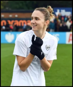 Vivianne Miedema clap